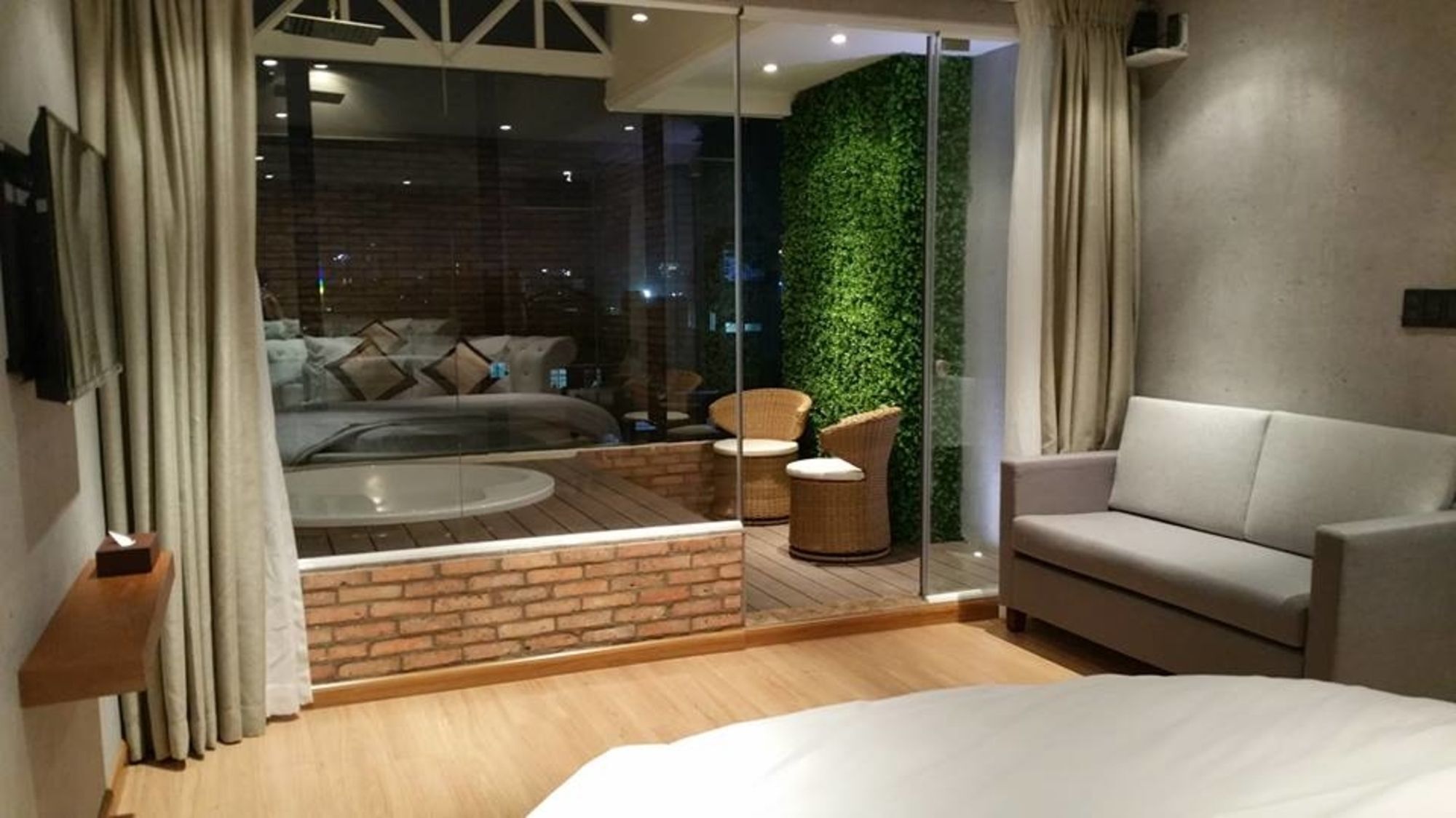 Bonita Tht (Adults Only) Hotel Ho Si Minh-város Kültér fotó